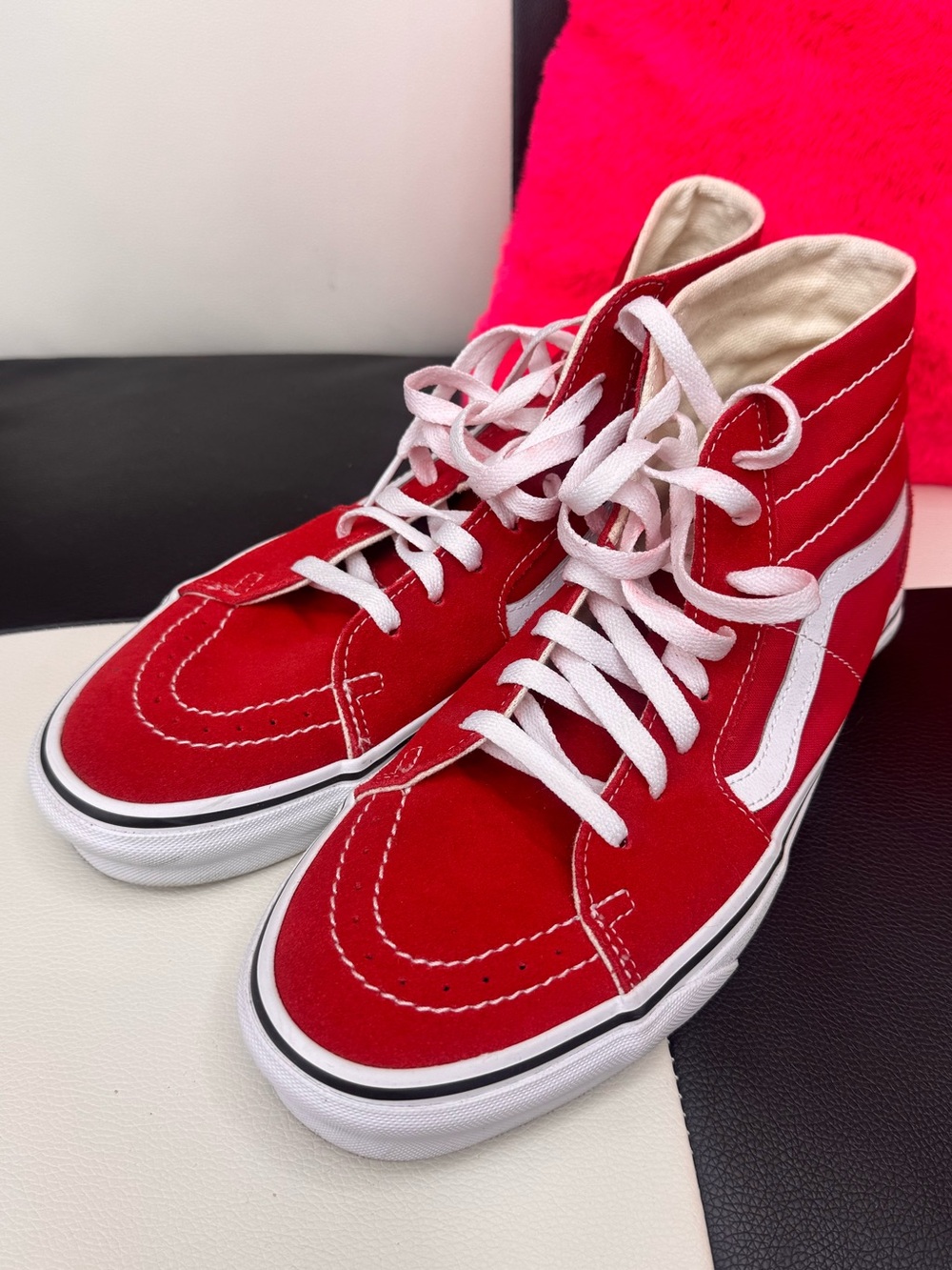 Vans Sk8-Hi in red Mens 8.5 Womens 10